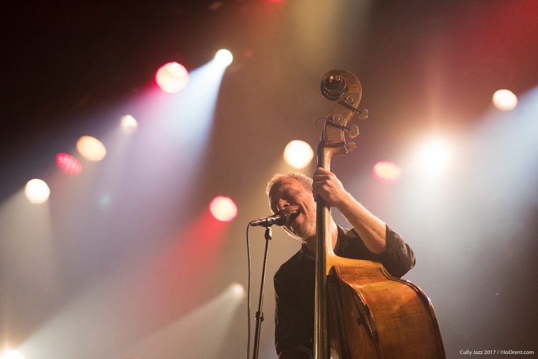 Avishai Cohen's Jazz Free © Loorent